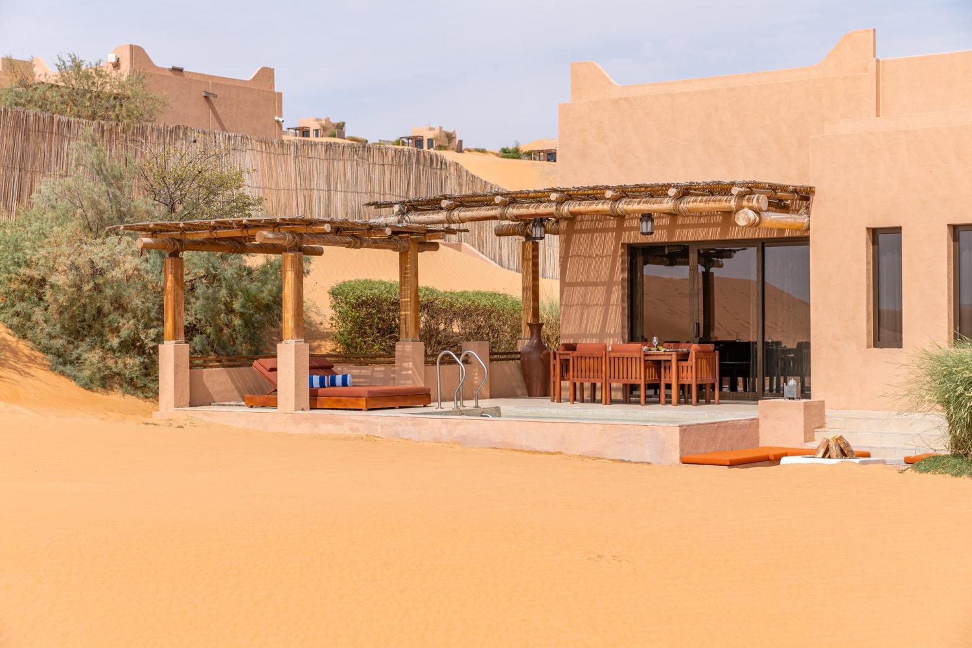 Bab Al Nojoum Bateen Liwa Esterno foto